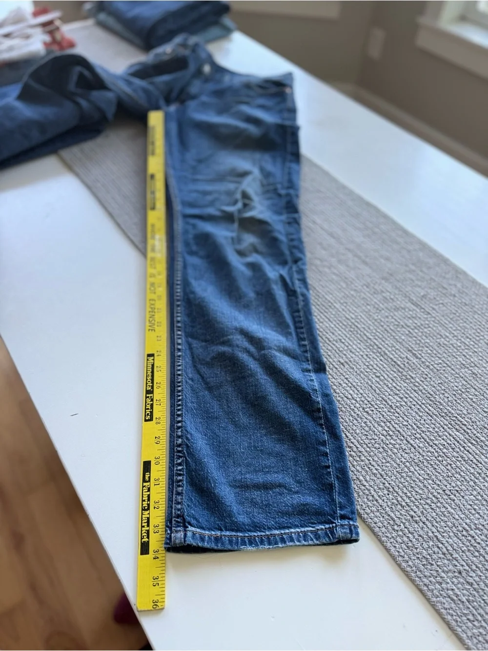 Levi's 559 Loose Relaxed Fit Dark Washed Blue Denim Straight Leg Jeans 34 x 34